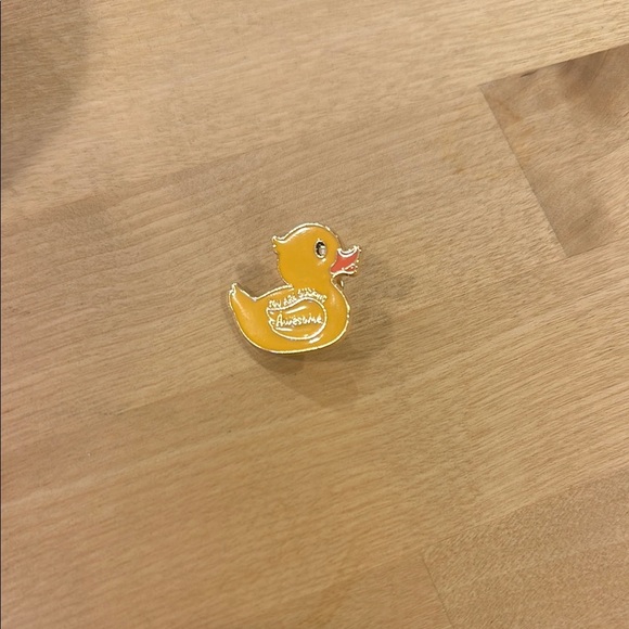 Cute Yellow Duck Pin - Picture 1 of 2